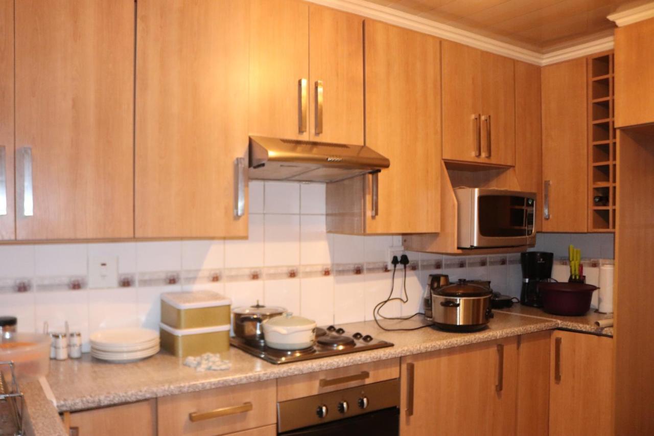 Tlelakufuma Guest House 요하네스버그 외부 사진