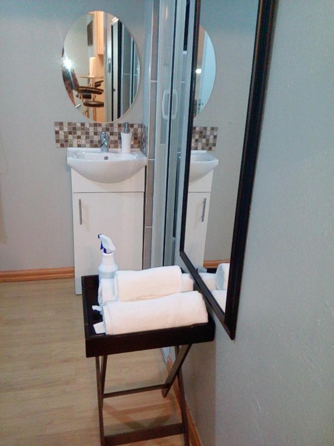 Tlelakufuma Guest House 요하네스버그 외부 사진